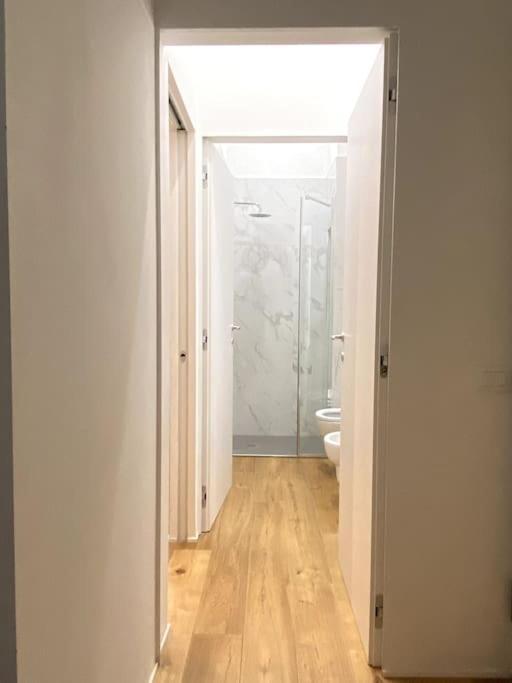 La Casa Bianca Apartment Милано Екстериор снимка