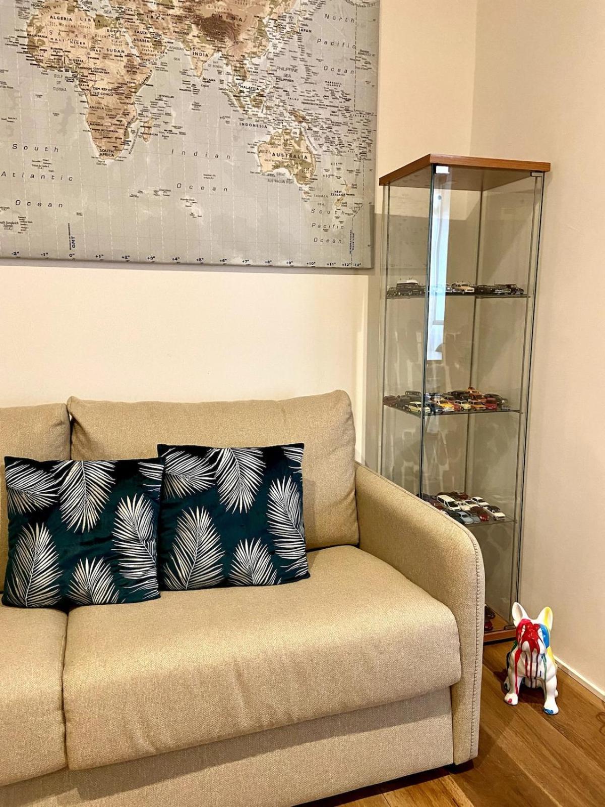 La Casa Bianca Apartment Милано Екстериор снимка